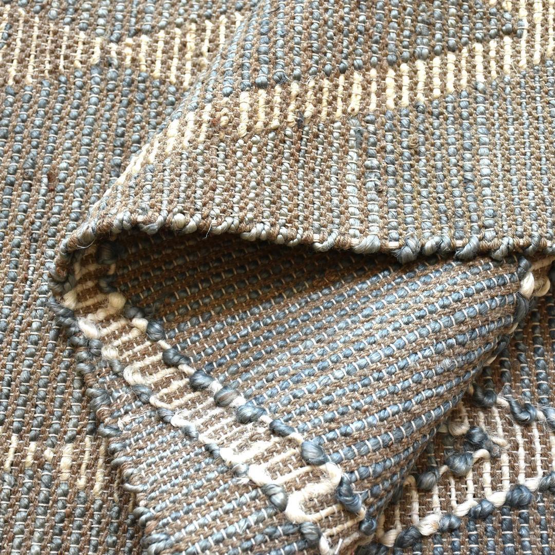 Ermin Hemp Rug - Image 3