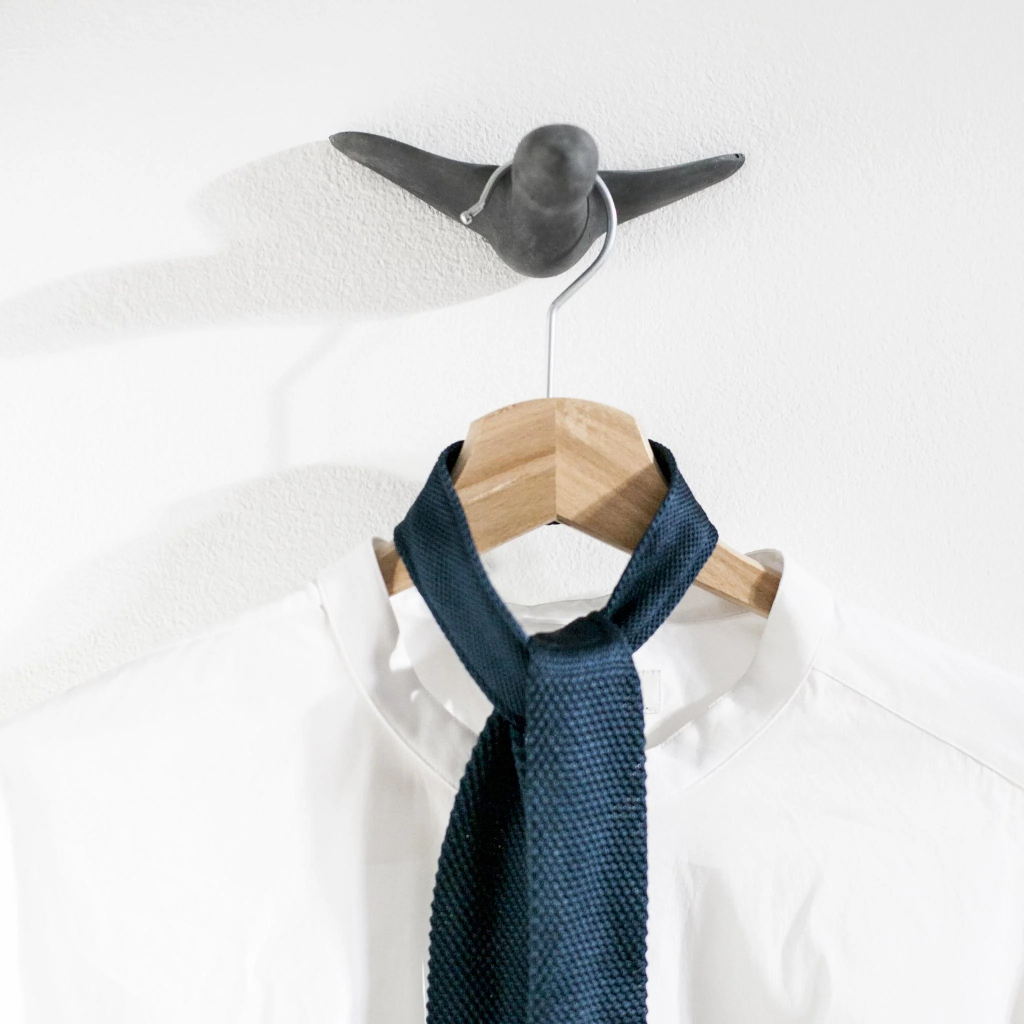 Black Excursion Bird Wall Hanger - Image 3