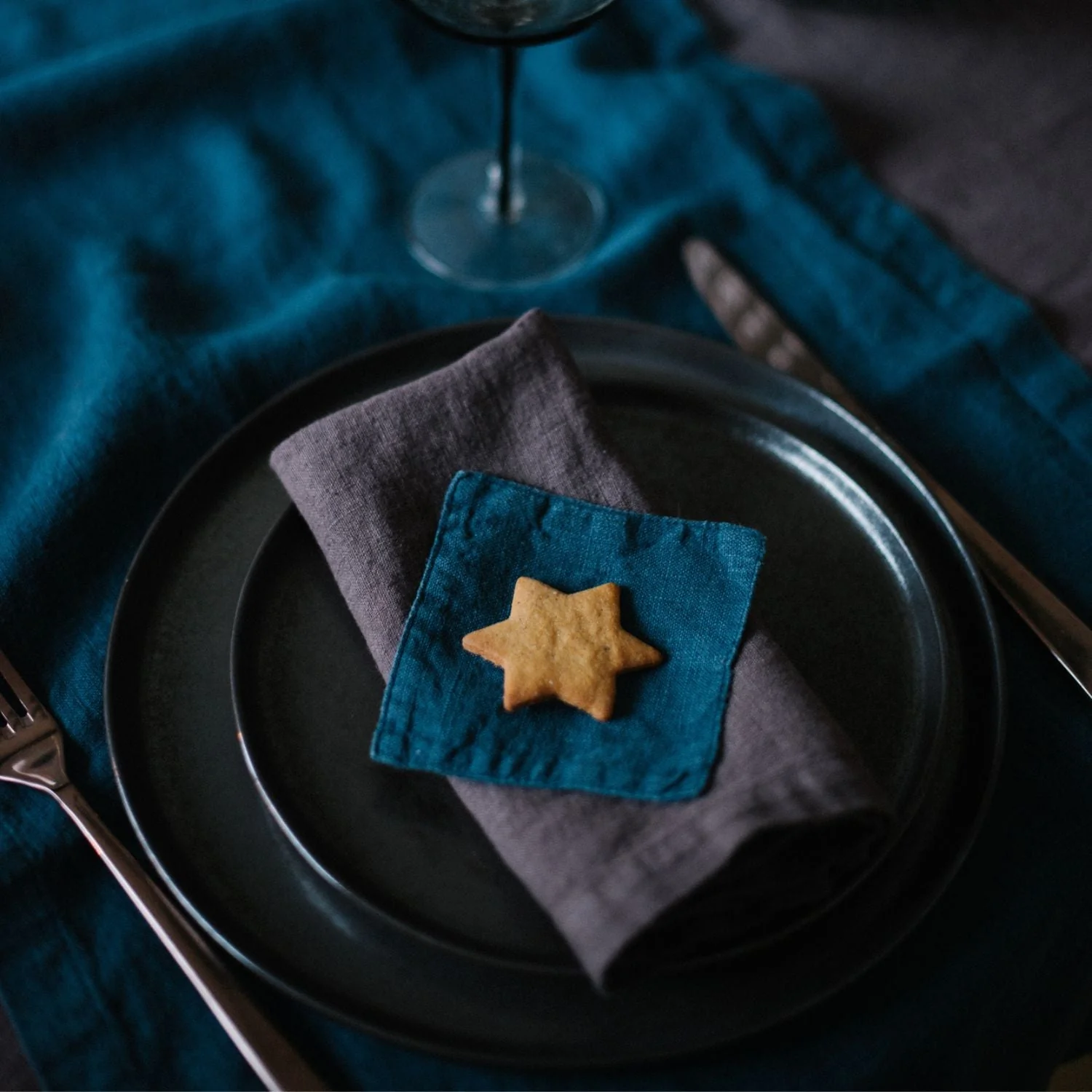 Deep Water Linen Coasters - Image 3