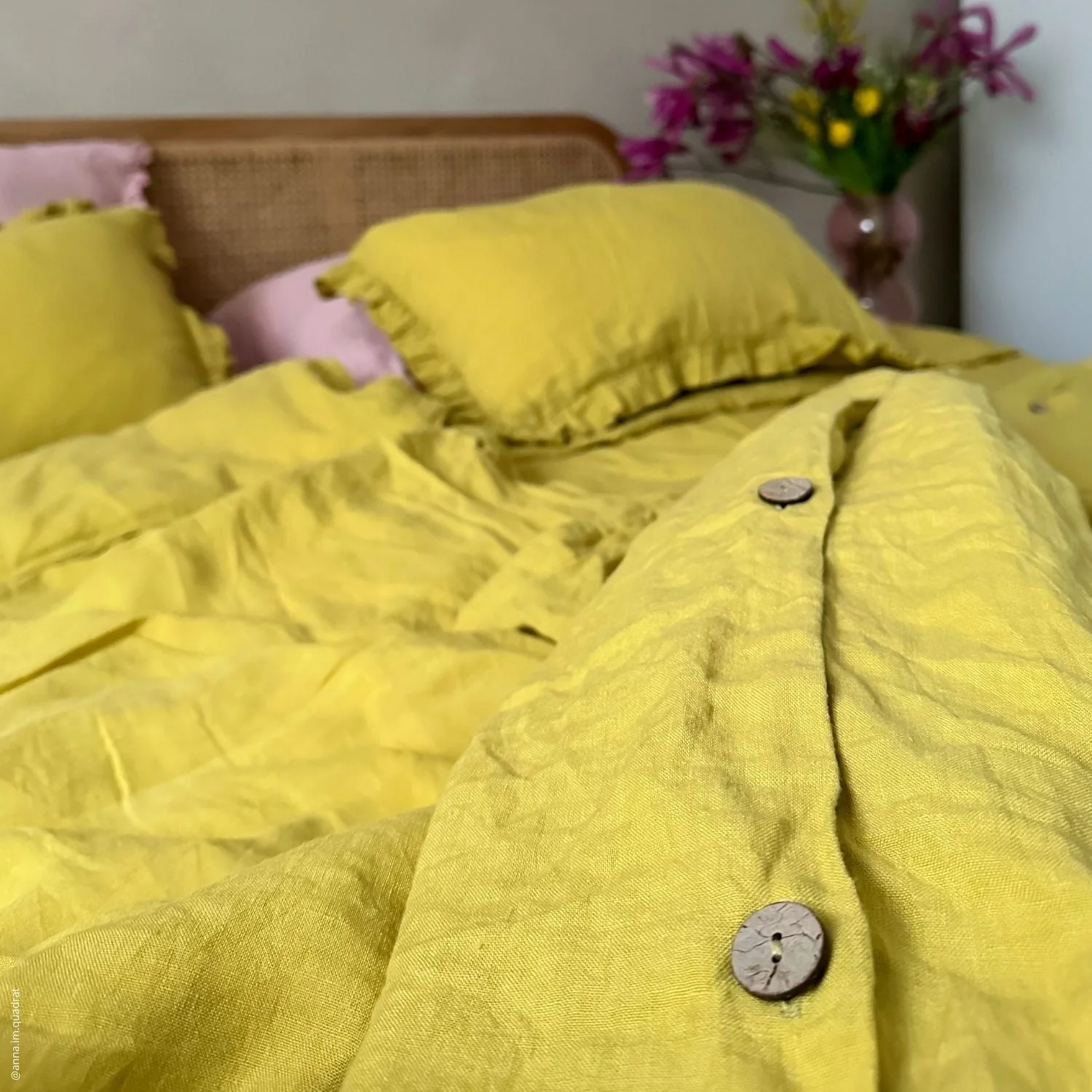 Lemon Curry Linen Duvet Cover - Image 3