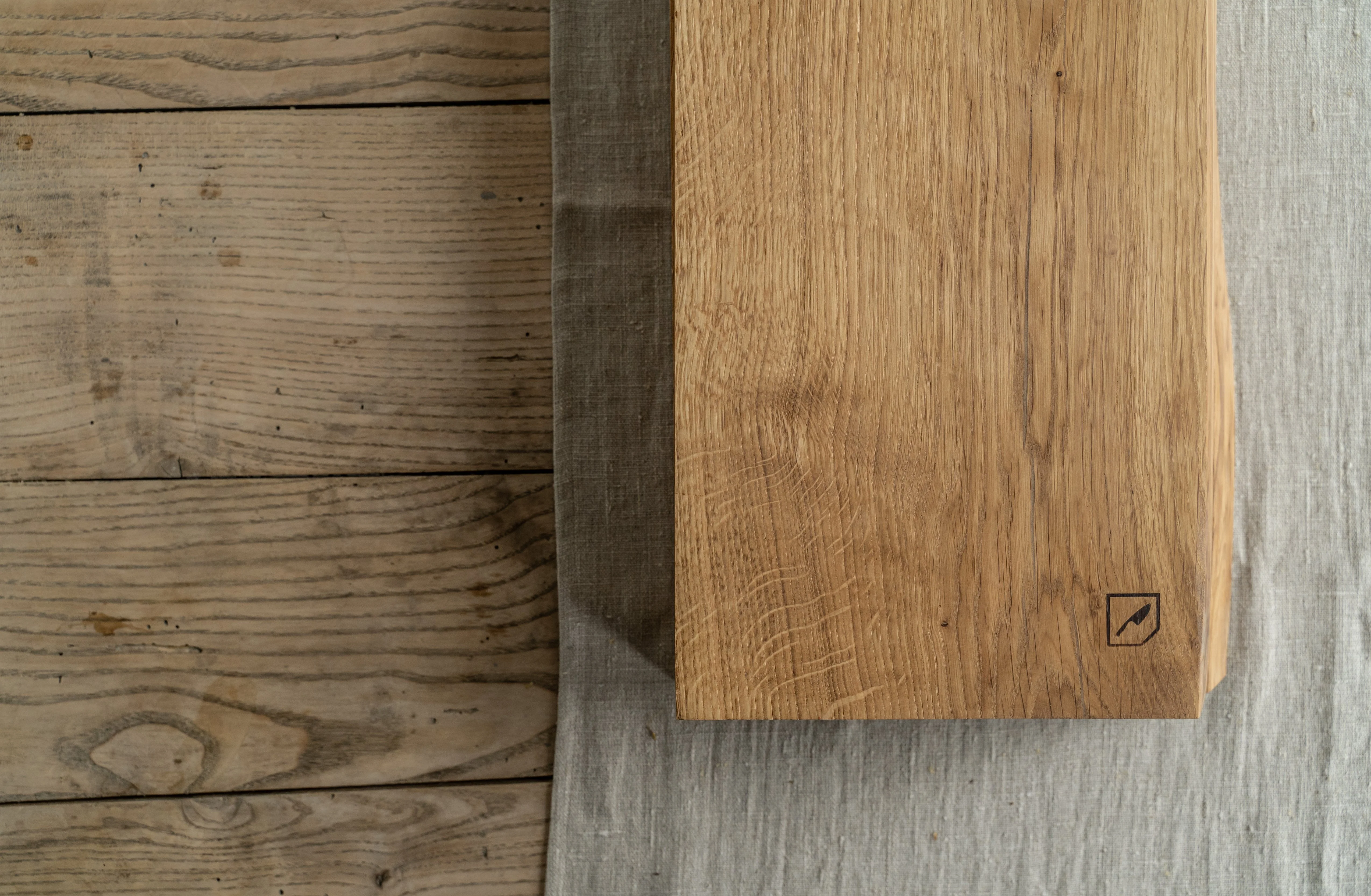 Mediea Large Oak Cutting Board - Image 20