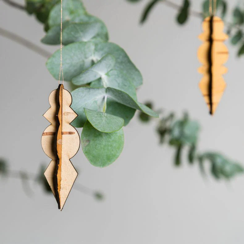 Birch Bark Tree Decorations - Image 5