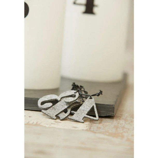 Set of Grey Eco-Felt Advent Number Candle - Image 4