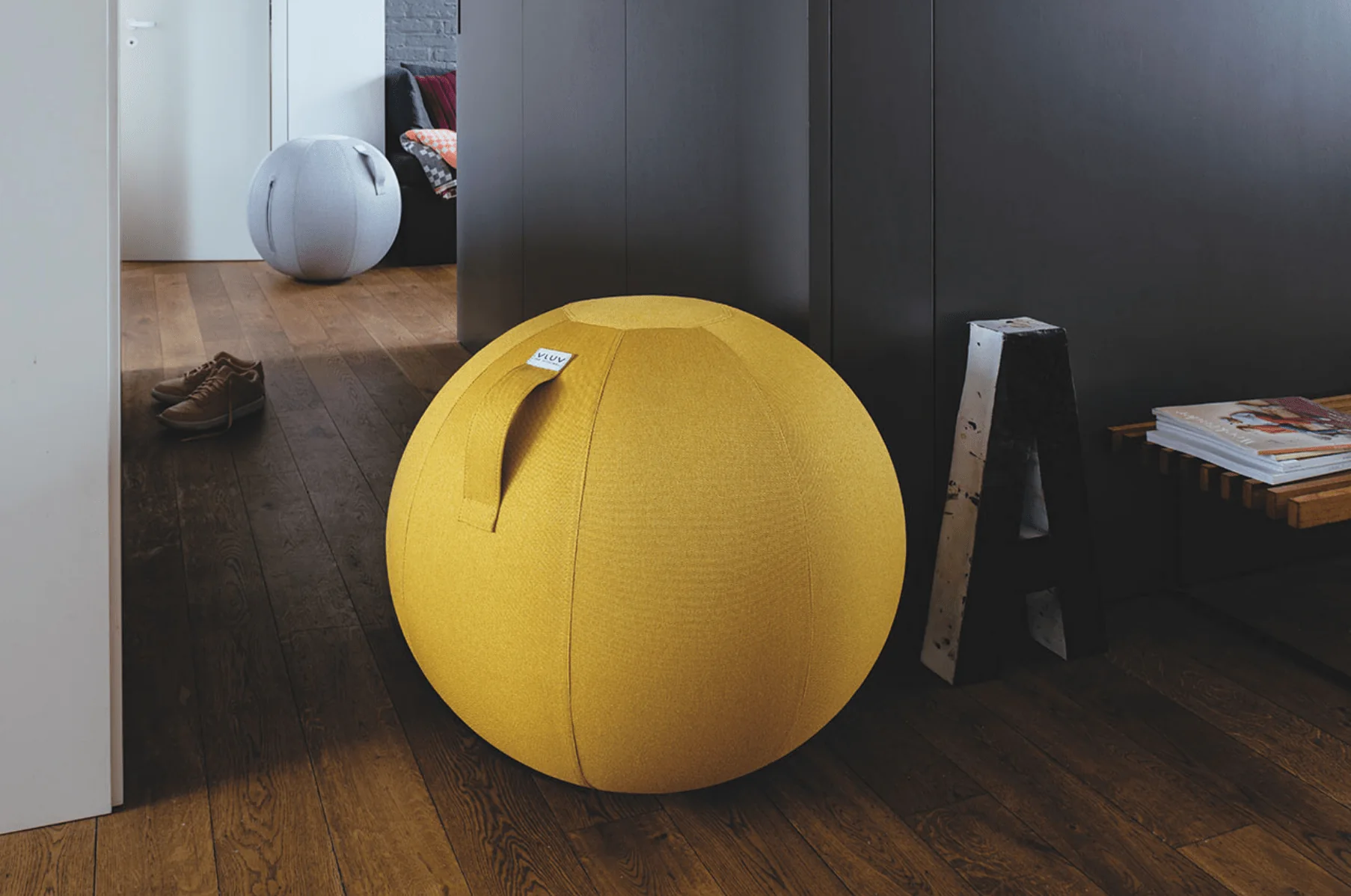 Vluv Leiv Sitting Ball - Image 6