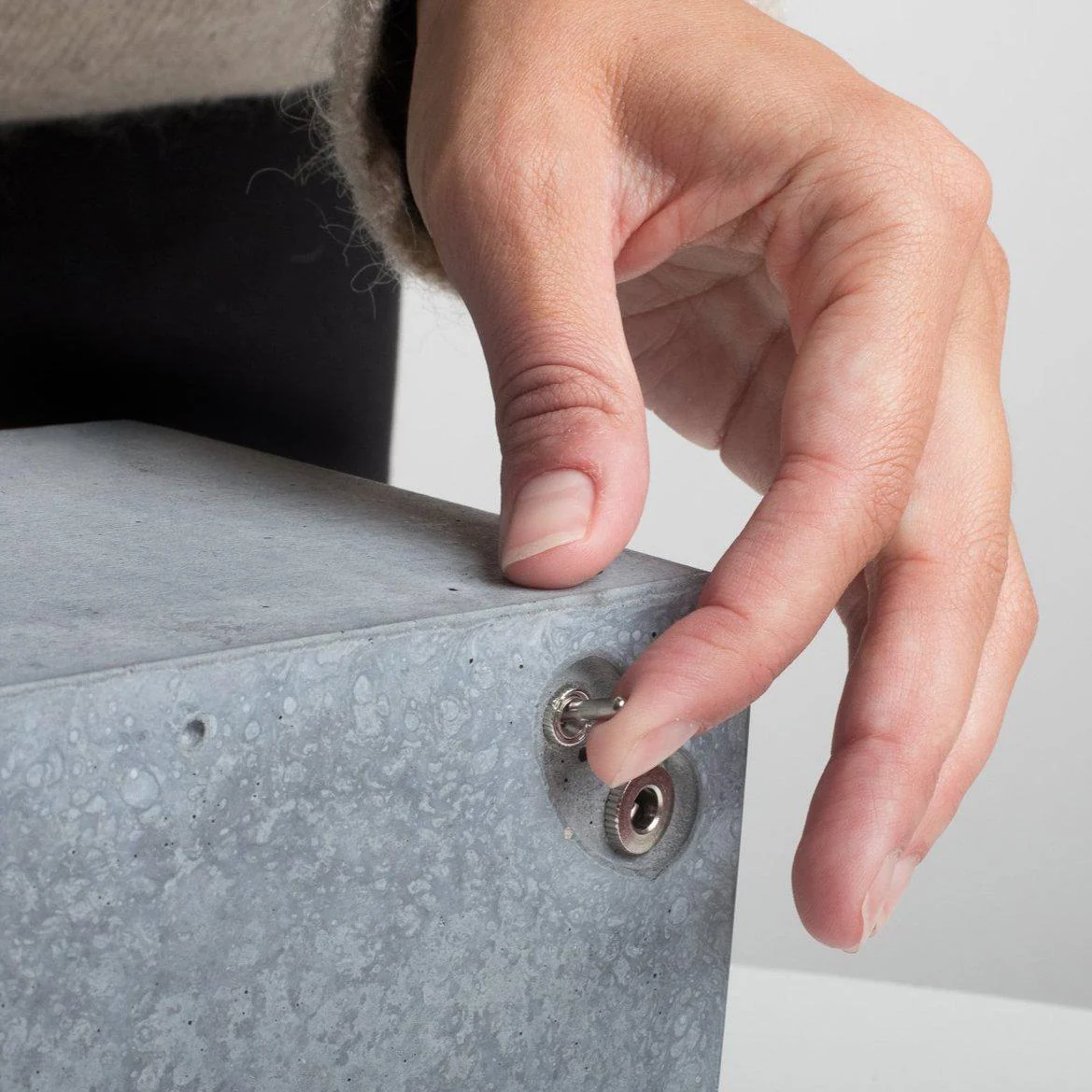 White Concrete Bluetooth Speaker - Image 4